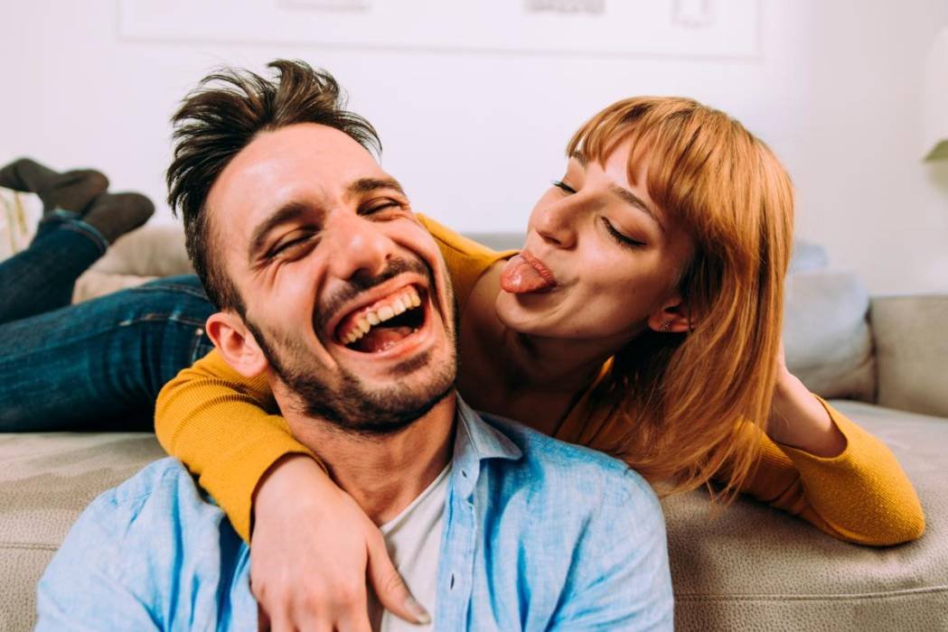 Chistes de parejas: el humor en las relaciones amorosas